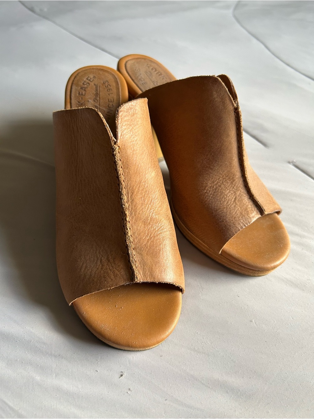 Kork-Ease Leather Heels - Picture 1 of 5